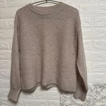 얇은 핑크색 긴팔 니트 스픽 앤 스팬