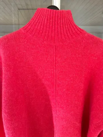 allureville 알아바일 핑크 레드 니트 스웨터 사이즈 2