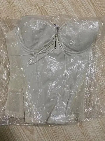 트리트 드레싱 브라이덜 이너