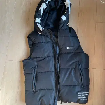 후드 부착 블랙 다운 베스트