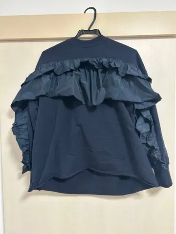 저널 스탠다드 랙 타프타 프릴 풀오버