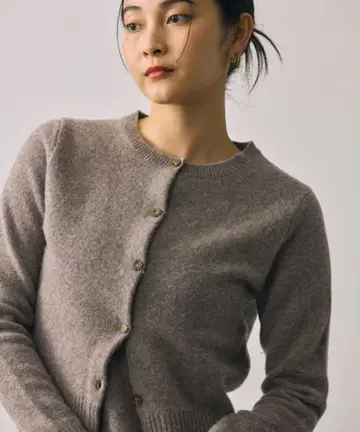 BABYLONE 바빌론 울 크루넥 숏 가디건