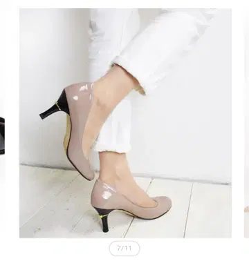 에나멜 베이지 펌프스 7cm 힐