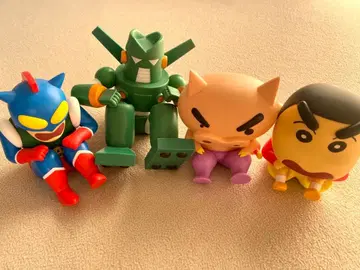 신짱 피규어 세트