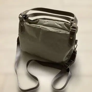 russet 그레이 숄더백