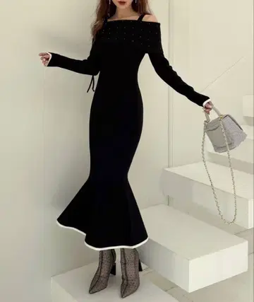 ROYAL PARTY 드로스트 개더 키라키라 니트 머메이드 원피스