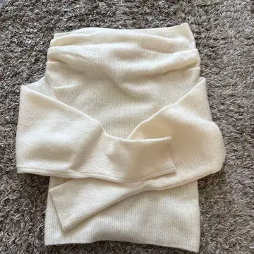 SNIDEL 아이보리 리브 스웨터 긴팔