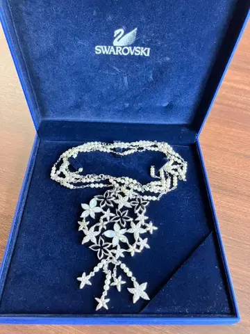 SWAROVSKI 스와로브스키 목걸이 플라워 꽃다발