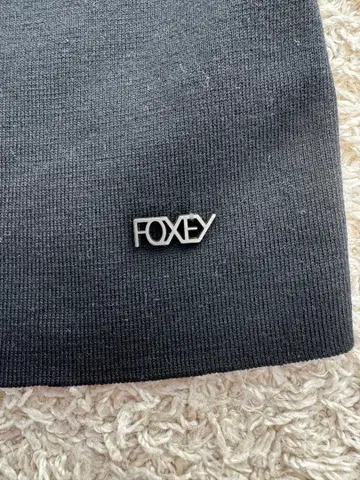 FOXEY 블랙 가디건