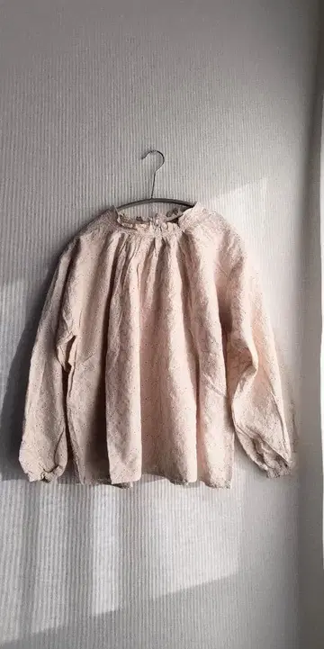 사만사 모스모스 봉긋한 소매의 블라우스