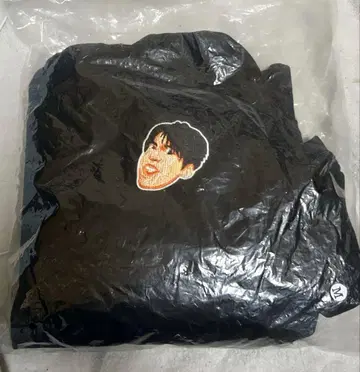 Gero 미니 얼굴 후드티 M 사이즈