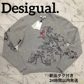 택 포함 새상품 Desigual.데시구알 자수 니트탑 그레이 XS