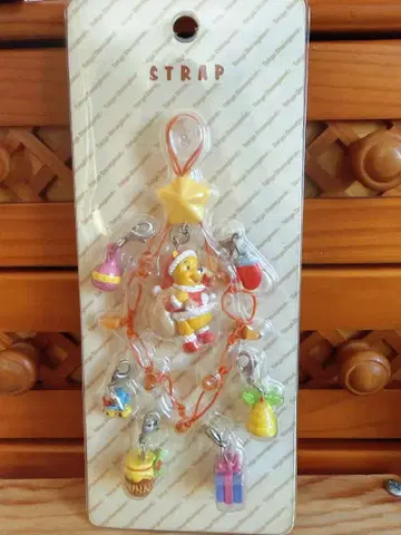 [디즈니] 곰돌이 푸 크리스마스 참 포함 스트랩 세트