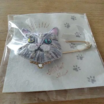 라캄 오드아이 고양이 자수 브로치 핸드메이드