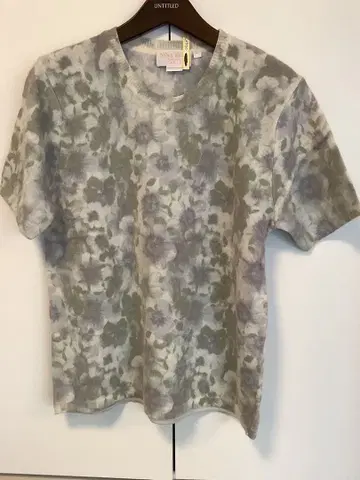 [ 새상품급 ] NINA RICCI 꽃무늬 반팔 니트 L