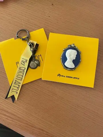 미세스 그린애플 바벨탑 가챠 와카이 핀즈 키링