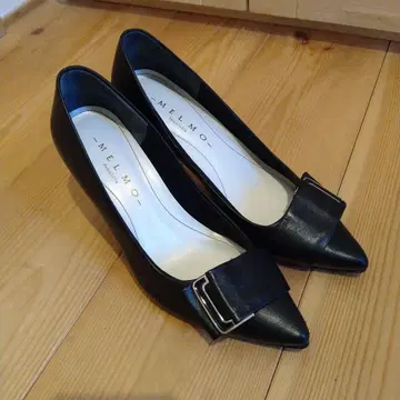 새상품급 한 번 착용만 MELMO 블랙 펌프스 사이즈 22.5cm