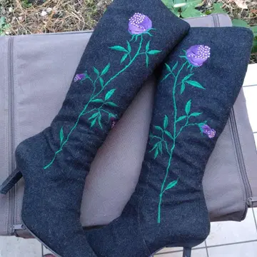 꽃무늬 자수 롱 부츠 블랙