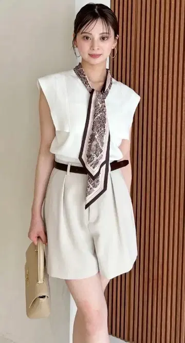 스나이델 심플 숏팬츠 아이보리 미사용 새상품