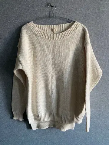 Ungrid 아이보리 보트넥 긴팔 스웨터