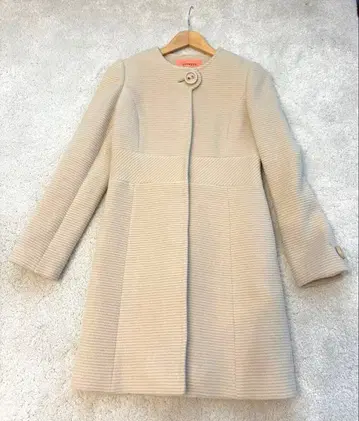 [ 새상품급 ]sunauna 베이지 롱 코트