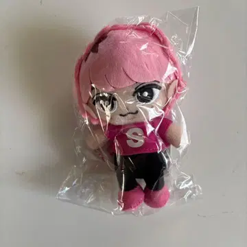 S 로고 핑크색 봉제 인형