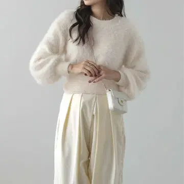 샤기 니트 상의