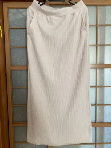 evernavy 에버네이비 셀프컷 리브 타이트 스커트 L 에크루