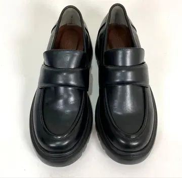 새상품급 BEAUTY&YOUTH 가죽 로퍼 우천 겸용 통굽 25cm