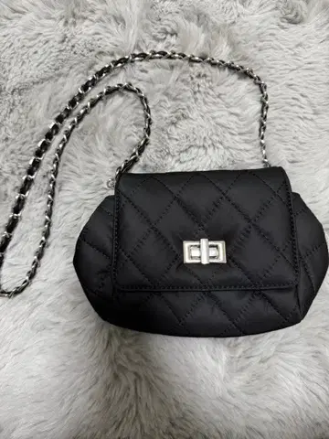 NATURAL BEAUTY BASIC 퀼팅 필로우 백