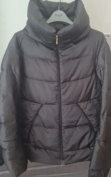 DRESSTERIOR 블랙 다운 90% 자켓 36