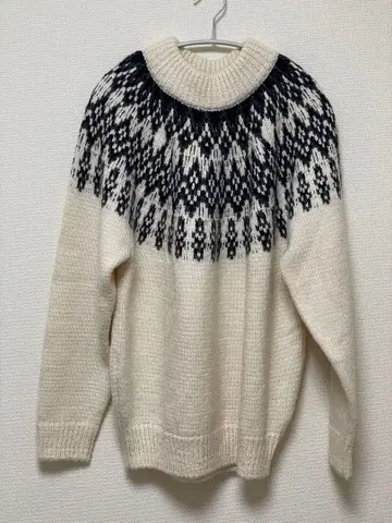 어반 리서치 도어스 큐신 패턴 모크넥 니트