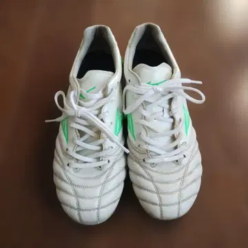 미즈노 모나르시다 네오 축구화 화이트/그린 24cm