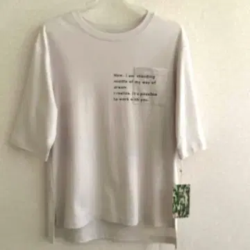 새상품 미사용 엠즈 스타일 화이트 그레이 프린트 T셔츠 5부 기장