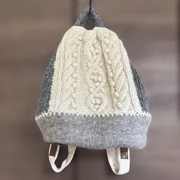 니트와 펠트의 숄더백