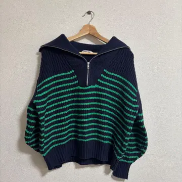 지퍼 UP 빅 칼라 니트