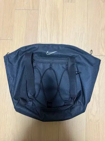 NIKE 백