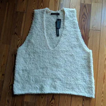 미사용 새상품 mizuiro ind 헤어리 V넥 베스트 아이보리