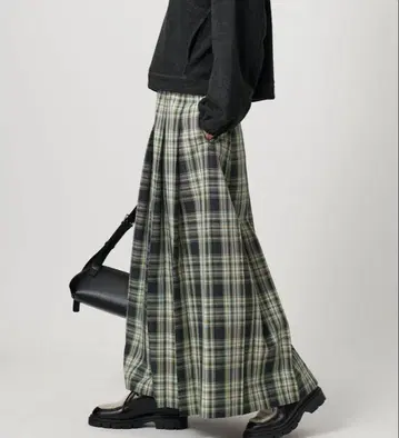 체크 플리츠 롱 스커트