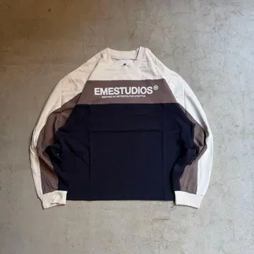 EMESTUDIOS 컬러 블록 긴팔 티셔츠