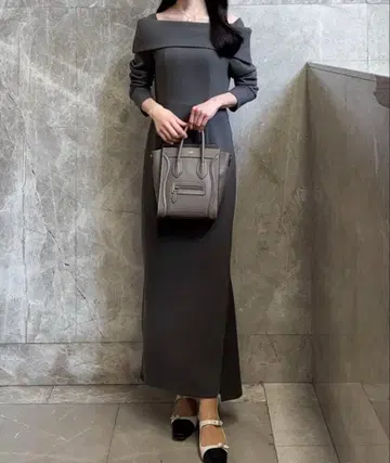 JUNOAH 오프숄더풍 머메이드 원피스