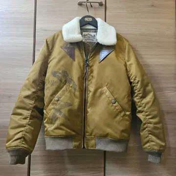 컨디션 최상 calee 봄버 자켓 플라이트 자켓 M 핀업걸