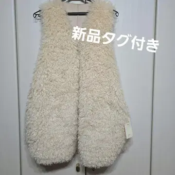 택 포함 새상품 Juna 퍼 느낌 크림색 베스트