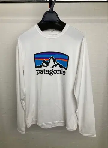 patagonia 화이트 긴팔 티셔츠