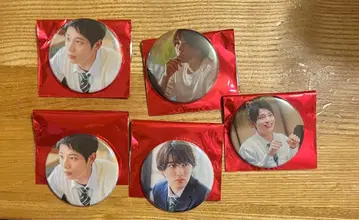 수학여행에서 친하지 않은 그룹에 들어갔습니다 팝업 캔뱃지 핫타 모리사키