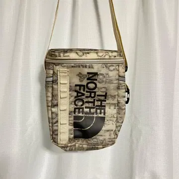 레어 컬러 아이보리! THE NORTH FACE 퓨즈 박스 파우치
