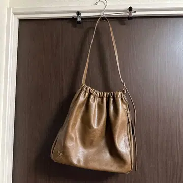 LOWRYSFARM 브라운 백