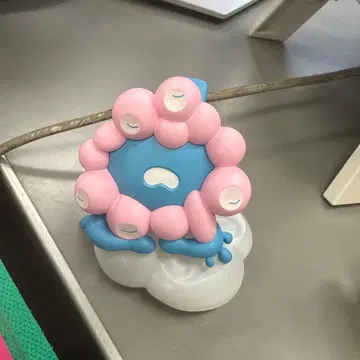 미야쿠미야쿠 피규어