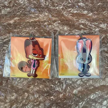 닉 & 주디 러버 키링