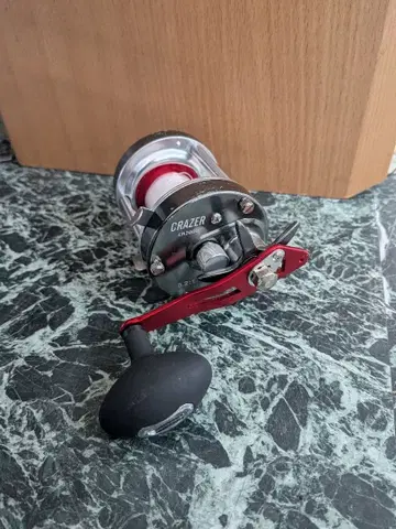 프로 마린 클레이저 CR2000 낚시릴 중고